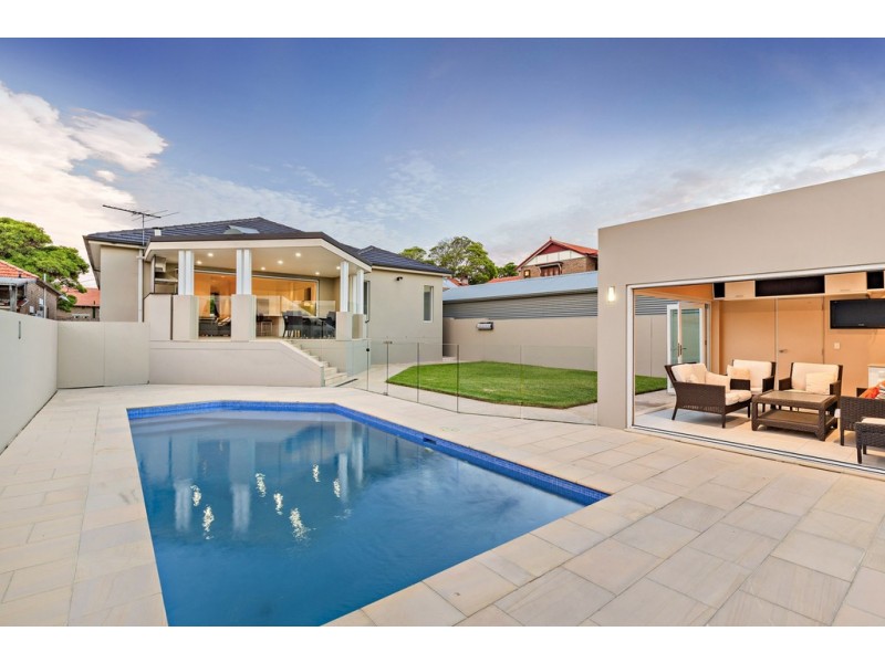 5 Clermont Avenue, Concord NSW 2137