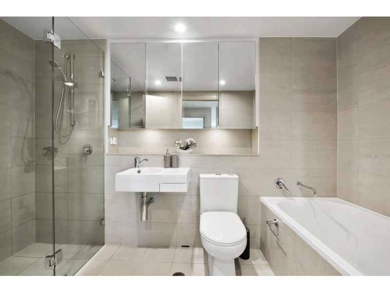 42/9 Bay Drive, Meadowbank NSW 2114