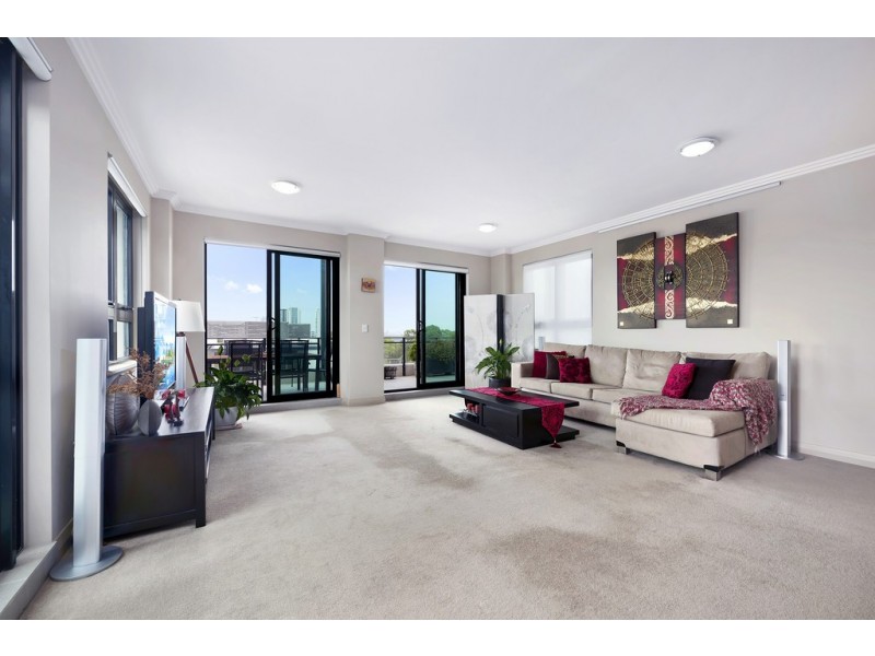 42/9 Bay Drive, Meadowbank NSW 2114