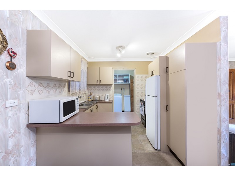 28 Winifred Crescent, Blacktown NSW 2148