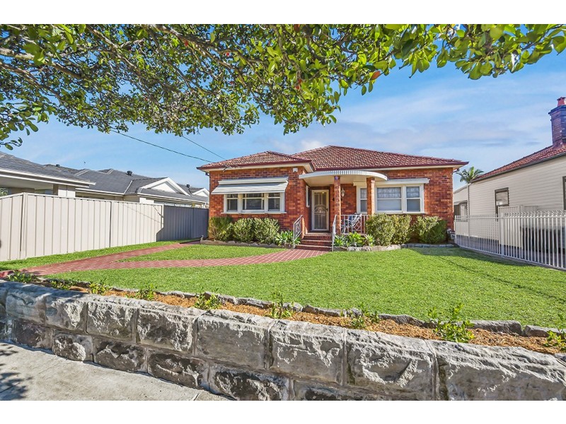 27 Bayview Road, Canada Bay NSW 2046