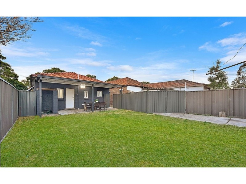 38 Second Ave, Campsie NSW 2194