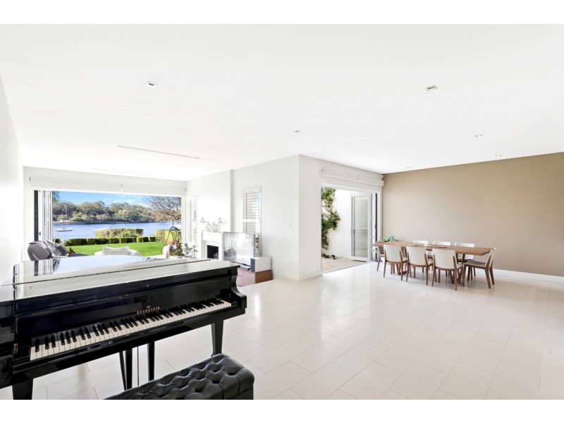 155 Peninsula Drive, Breakfast Point NSW 2137