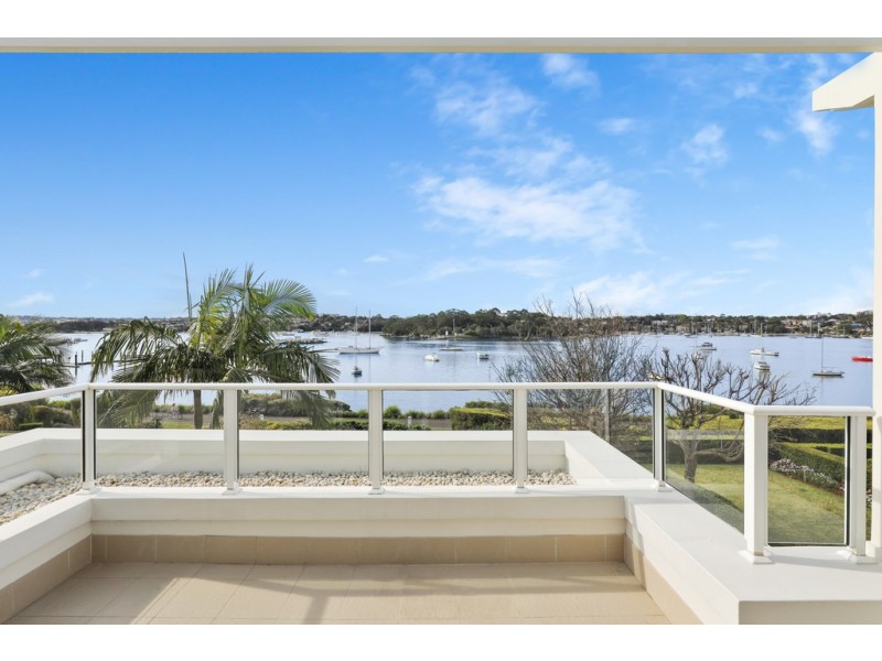 155 Peninsula Drive, Breakfast Point NSW 2137