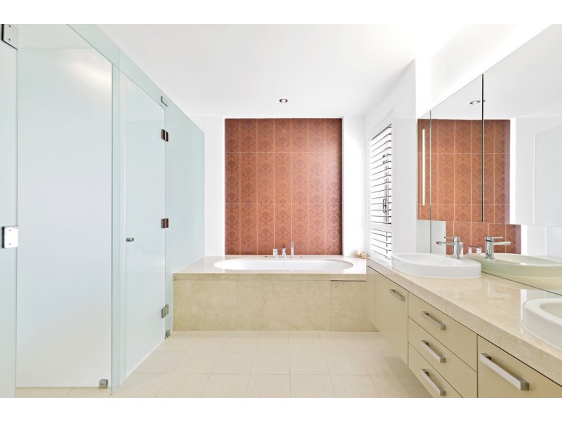 155 Peninsula Drive, Breakfast Point NSW 2137