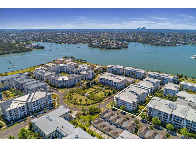 309/4 Rosewater Circuit, Breakfast Point NSW 2137