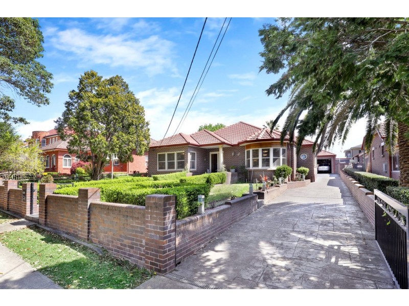 32 Cumming Avenue, Concord West NSW 2138