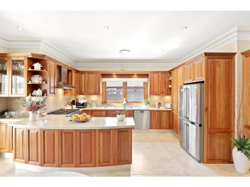 32 Cumming Avenue, Concord West NSW 2138