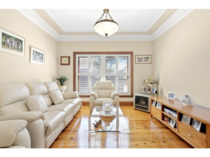 32 Cumming Avenue, Concord West NSW 2138