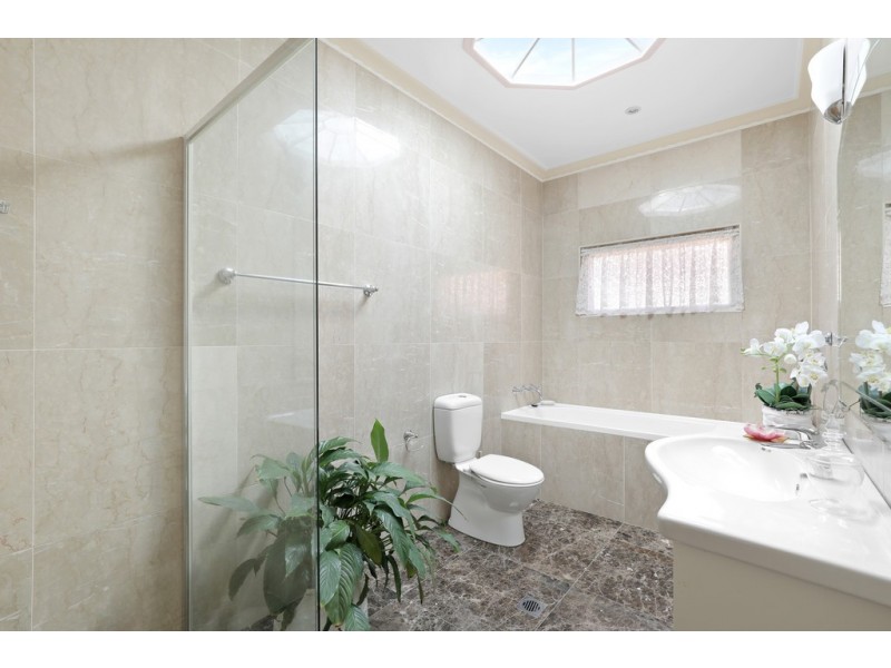 32 Cumming Avenue, Concord West NSW 2138