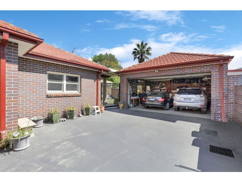 32 Cumming Avenue, Concord West NSW 2138
