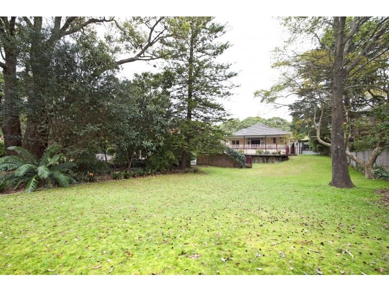 13 Appian Way, Burwood NSW 2134