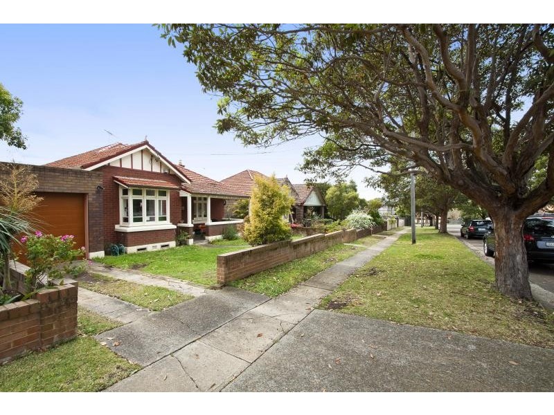 5 Bangalla Road, Concord West NSW 2138