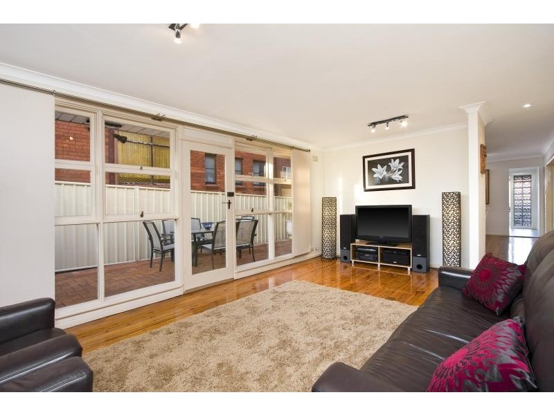 9 Meadow Street, Concord NSW 2137