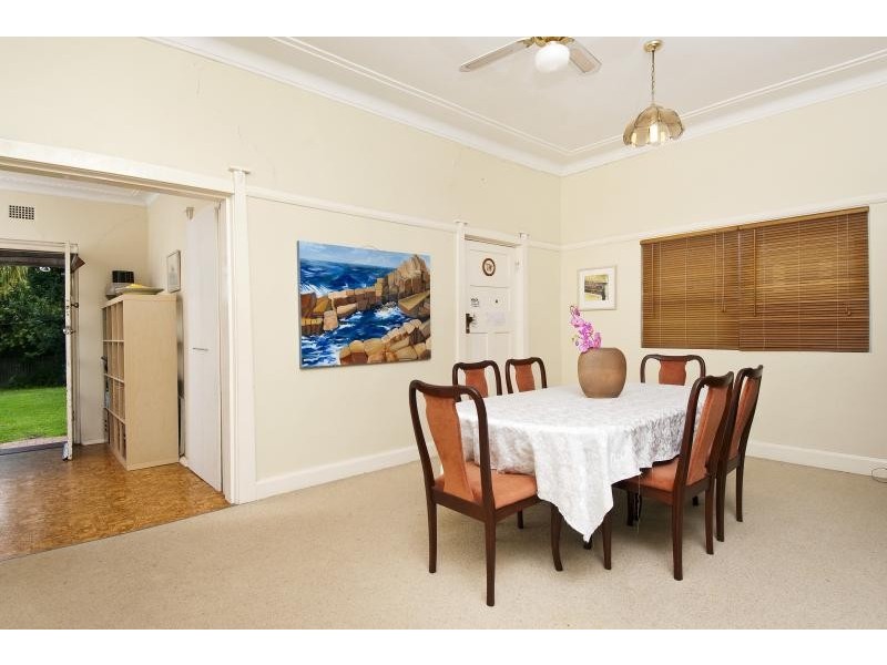 86 Links Avenue, Concord NSW 2137