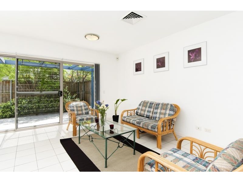 15 Edgewood Crescent, Cabarita NSW 2137