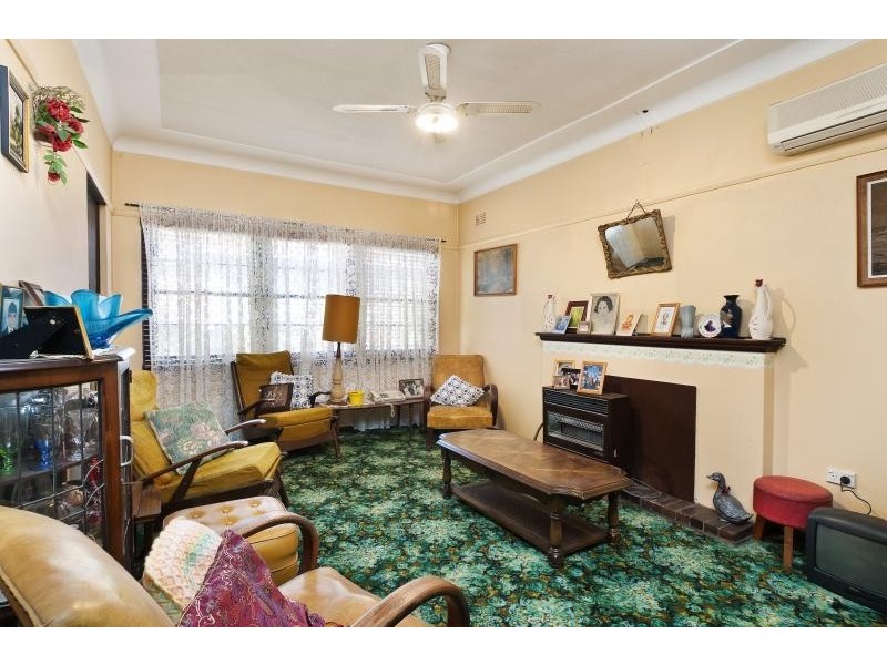 4 Josselyn Place, Concord NSW 2137