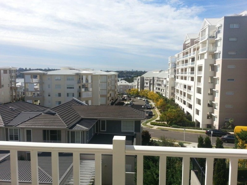 37/68 Village Drive, Breakfast Point NSW 2137