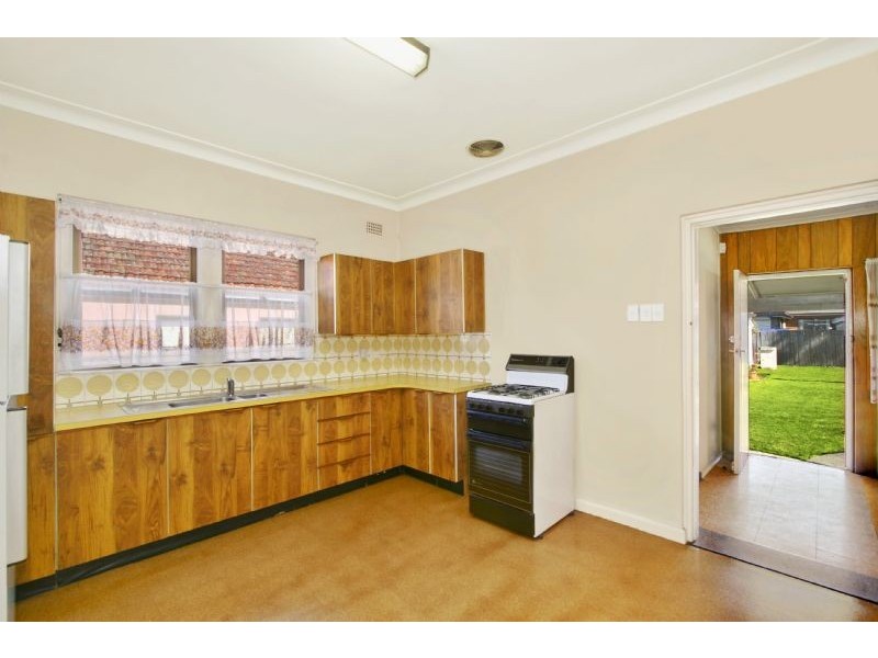 6 Duke Avenue, Concord NSW 2137