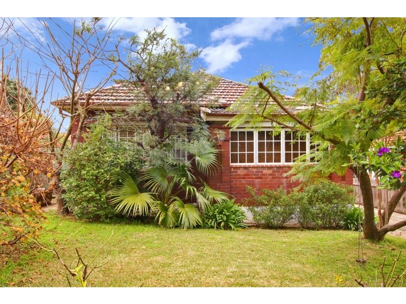 2 Mena Street, North Strathfield NSW 2137