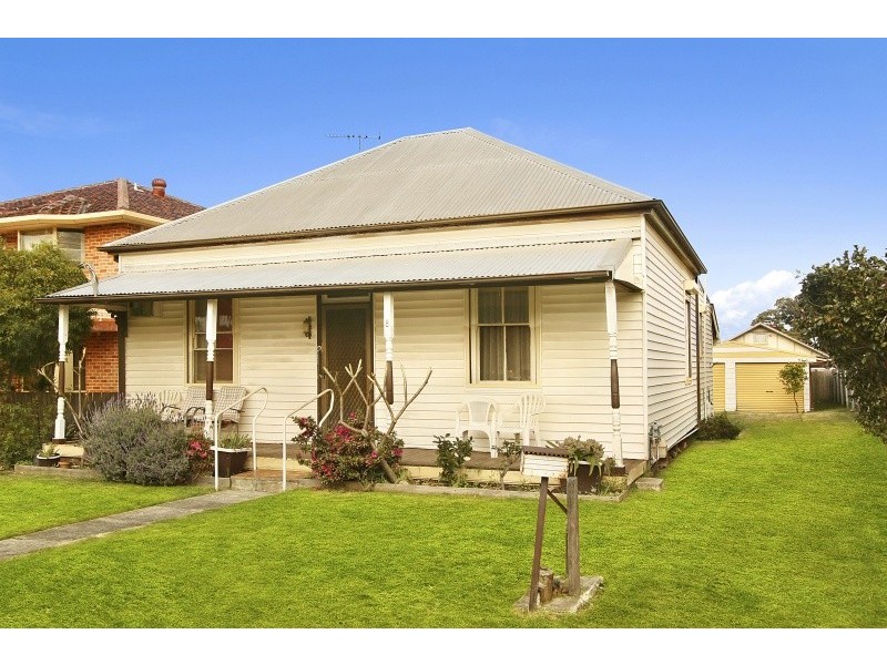 8 Fairview Street, Concord NSW 2137