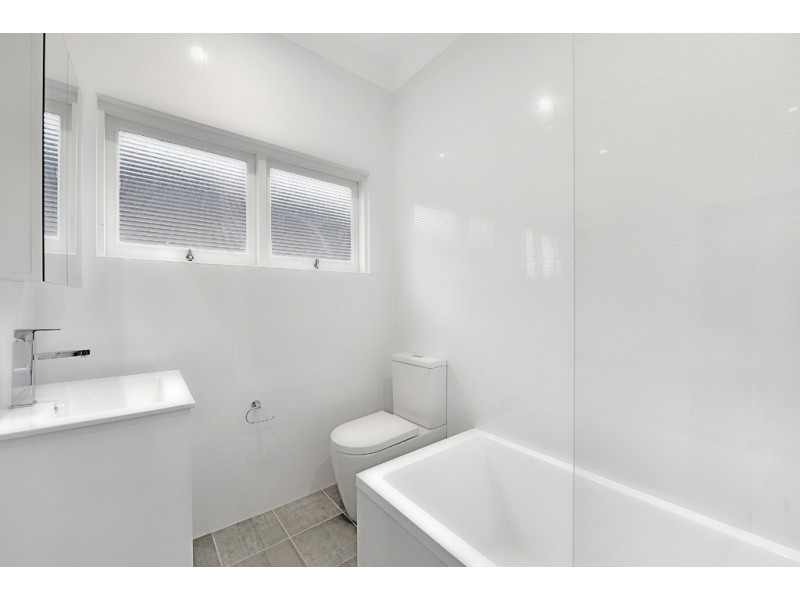 6 Rhonda Place, Concord NSW 2137