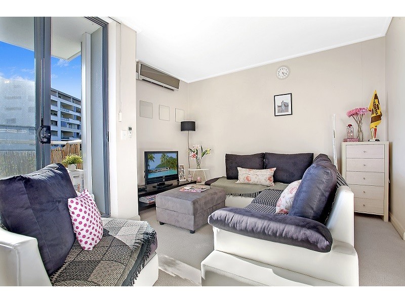 30/27 Bennelong Road, Wentworth Point NSW 2127