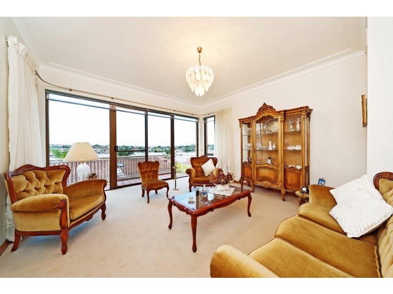17b Hezlet Street, Chiswick NSW 2046