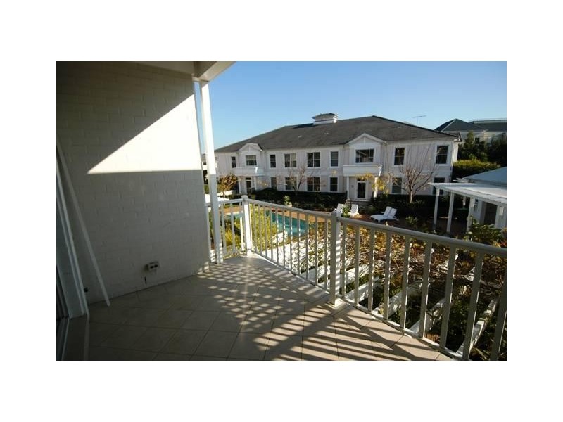 206/10 FAIRWATER CLOSE, Breakfast Point NSW 2137