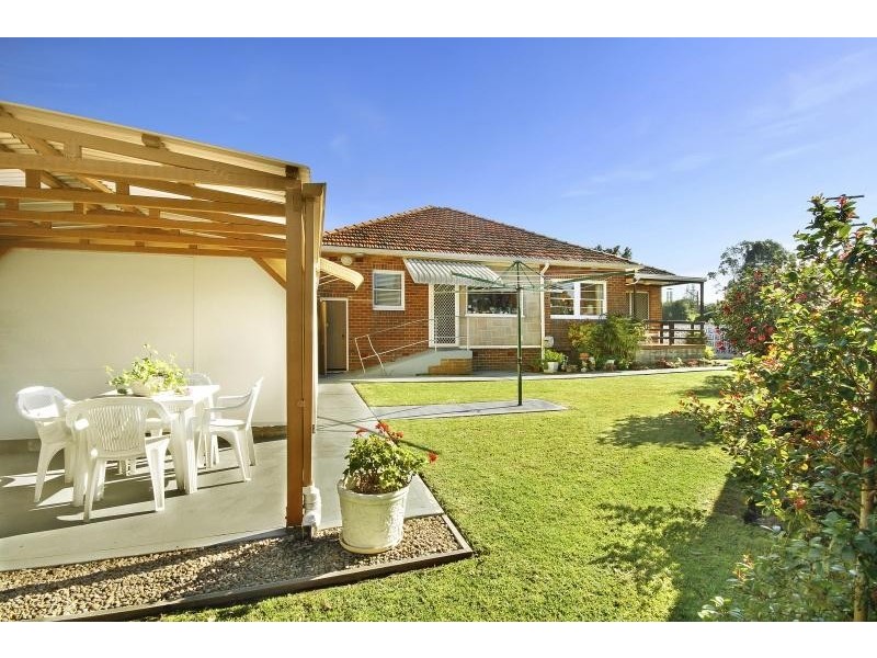 2 NIRRANDA STREET, Concord West NSW 2138