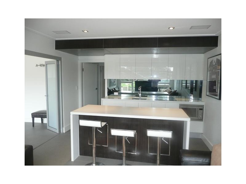 8 RHONDA PLACE, Concord NSW 2137