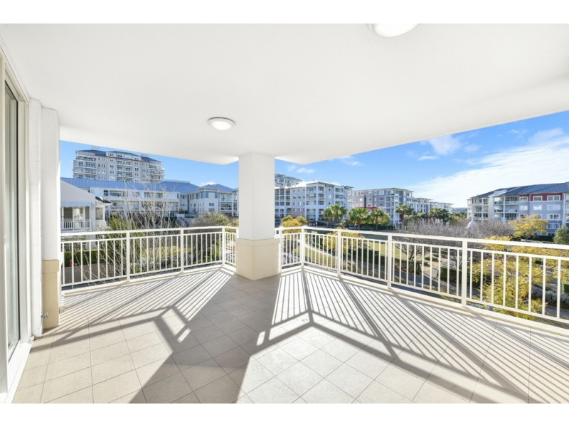 308/4 Rosewater Circuit, Breakfast Point NSW 2137