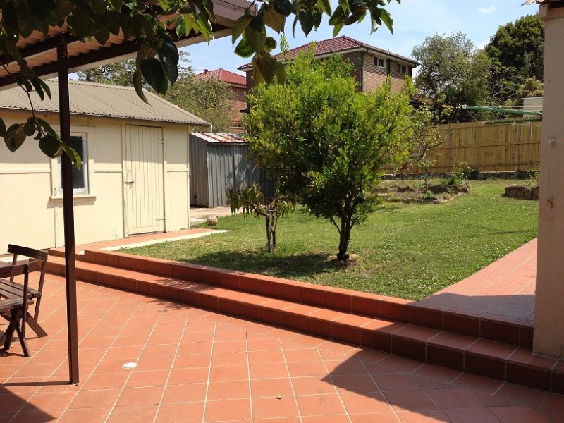 16 Cormiston Avenue, Concord NSW 2137