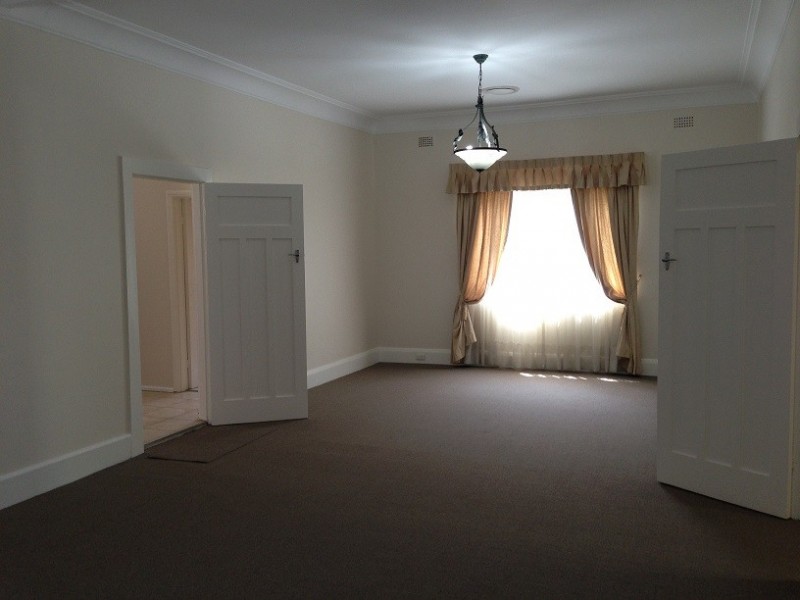 16 Cormiston Avenue, Concord NSW 2137