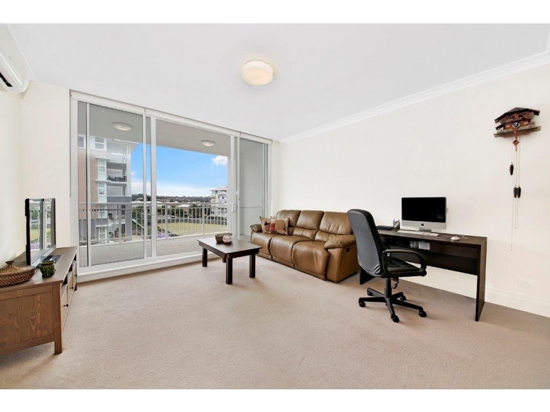 307/2 Rosewater Circuit, Breakfast Point NSW 2137