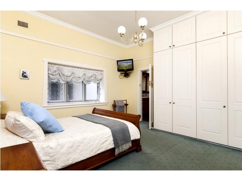 6 Edward Street, Concord NSW 2137