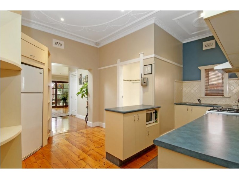 11 Noble Street, Rodd Point NSW 2046