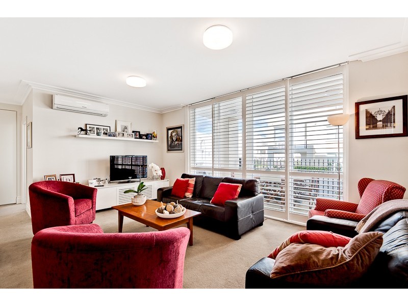 102/2 Rosewater Circuit, Breakfast Point NSW 2137