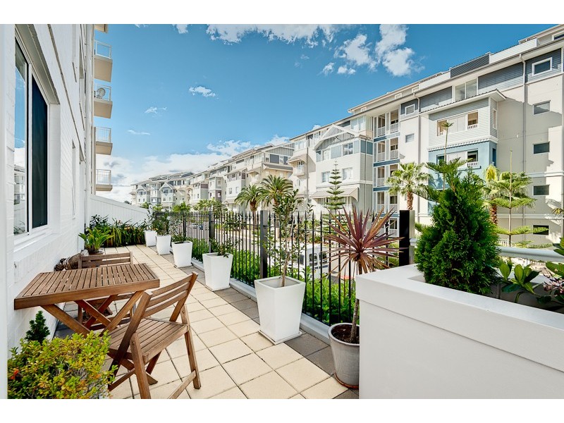 102/2 Rosewater Circuit, Breakfast Point NSW 2137