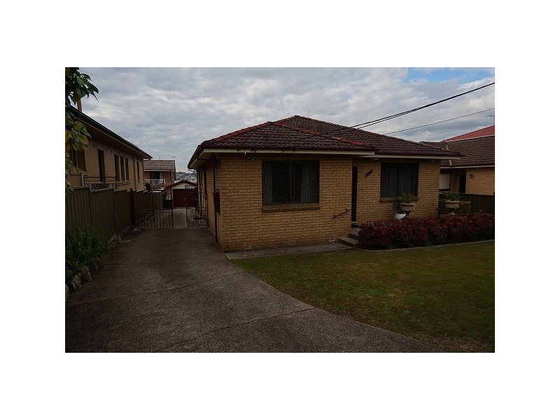 109 Cabarita Road, Cabarita NSW 2137