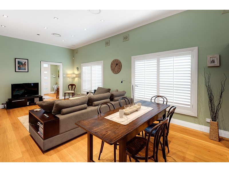 9 Bell Street, Concord NSW 2137