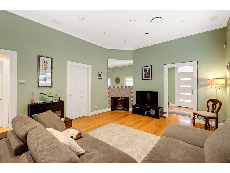 9 Bell Street, Concord NSW 2137