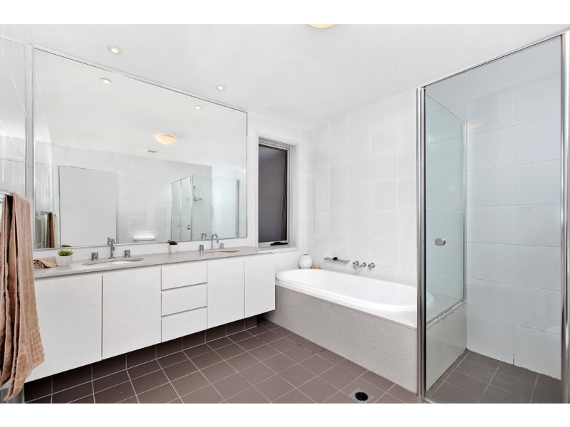 21 Edgewood Crescent, Cabarita NSW 2137