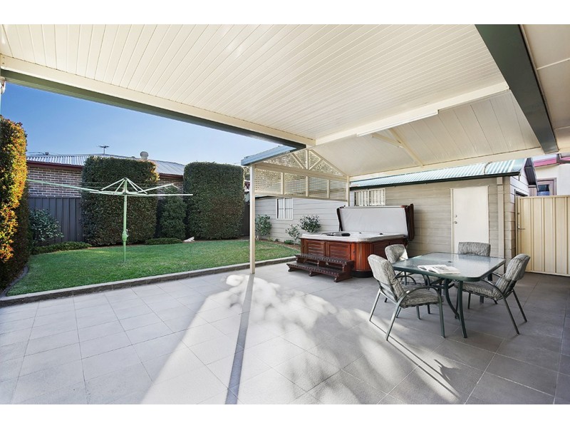 4 Cormiston Avenue, Concord NSW 2137