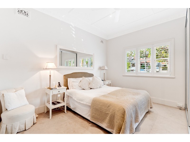 4 Links Avenue, Concord NSW 2137