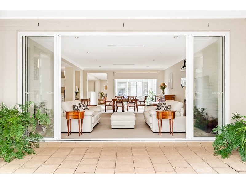 27 Vineyard Way, Breakfast Point NSW 2137