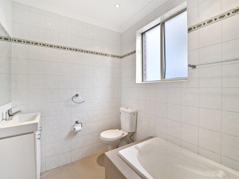 4/11 Walton Crescent, Abbotsford NSW 2046