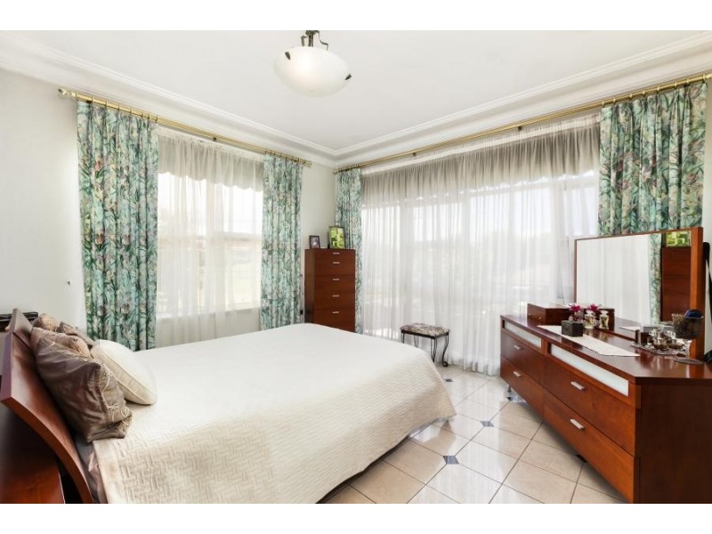 2 Rhonda Place, Concord NSW 2137