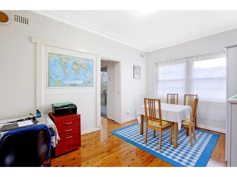 2 Nirranda Street, Concord West NSW 2138