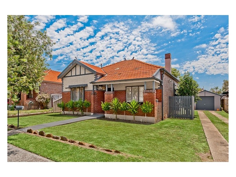 7 Station Street, Concord NSW 2137